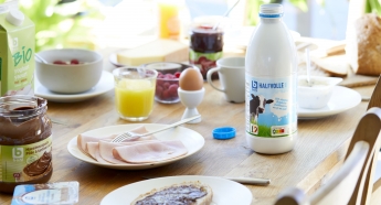 Bouteille en PET opaque pour Boni selection