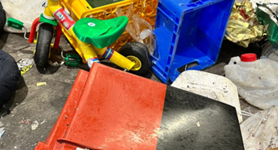 plastic kratten die niet bij PMD horen